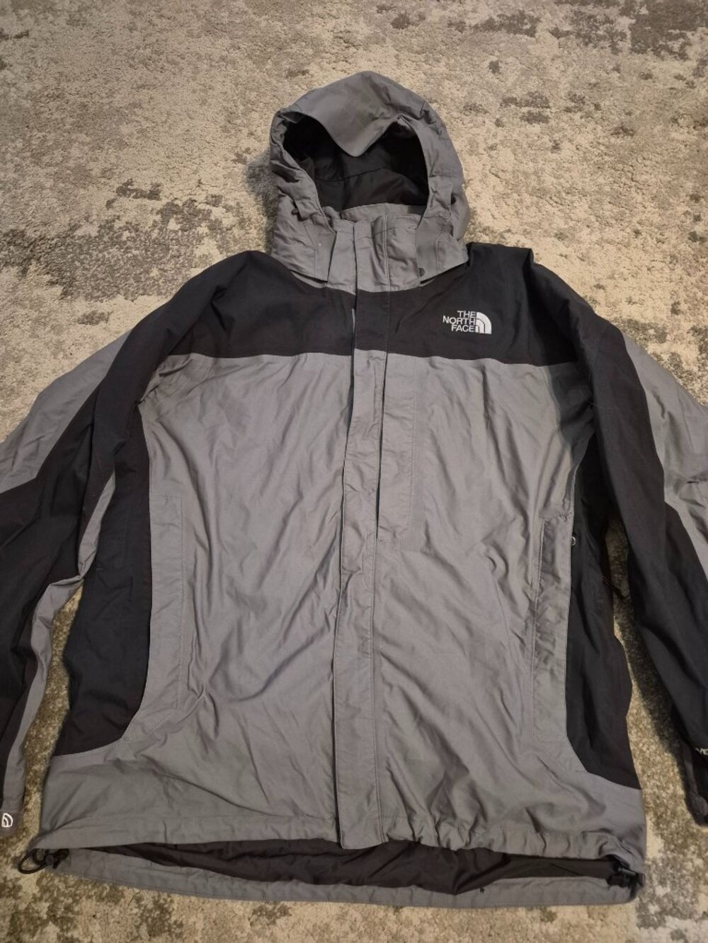 The North Face XL Grey Gore-Tex Mountain Outdoor Lined Classic Travel Camping Ja